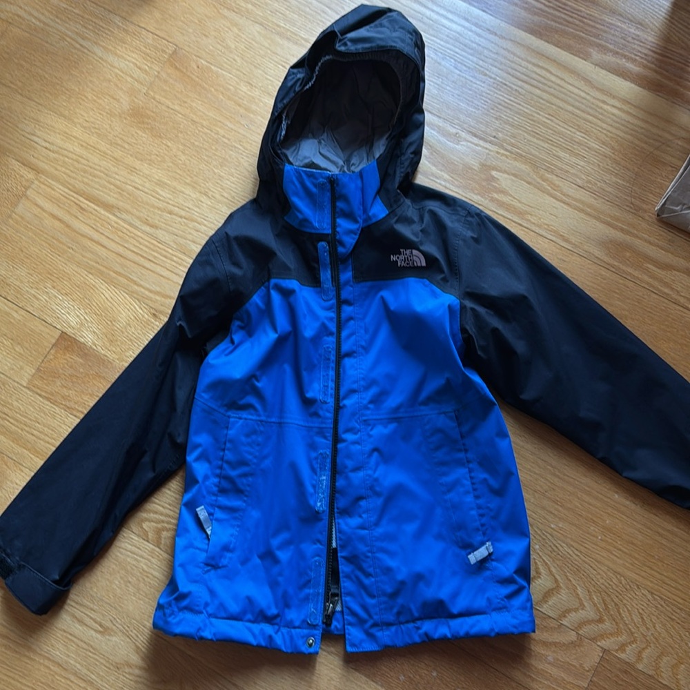 North face boys light rain jacket 7/8